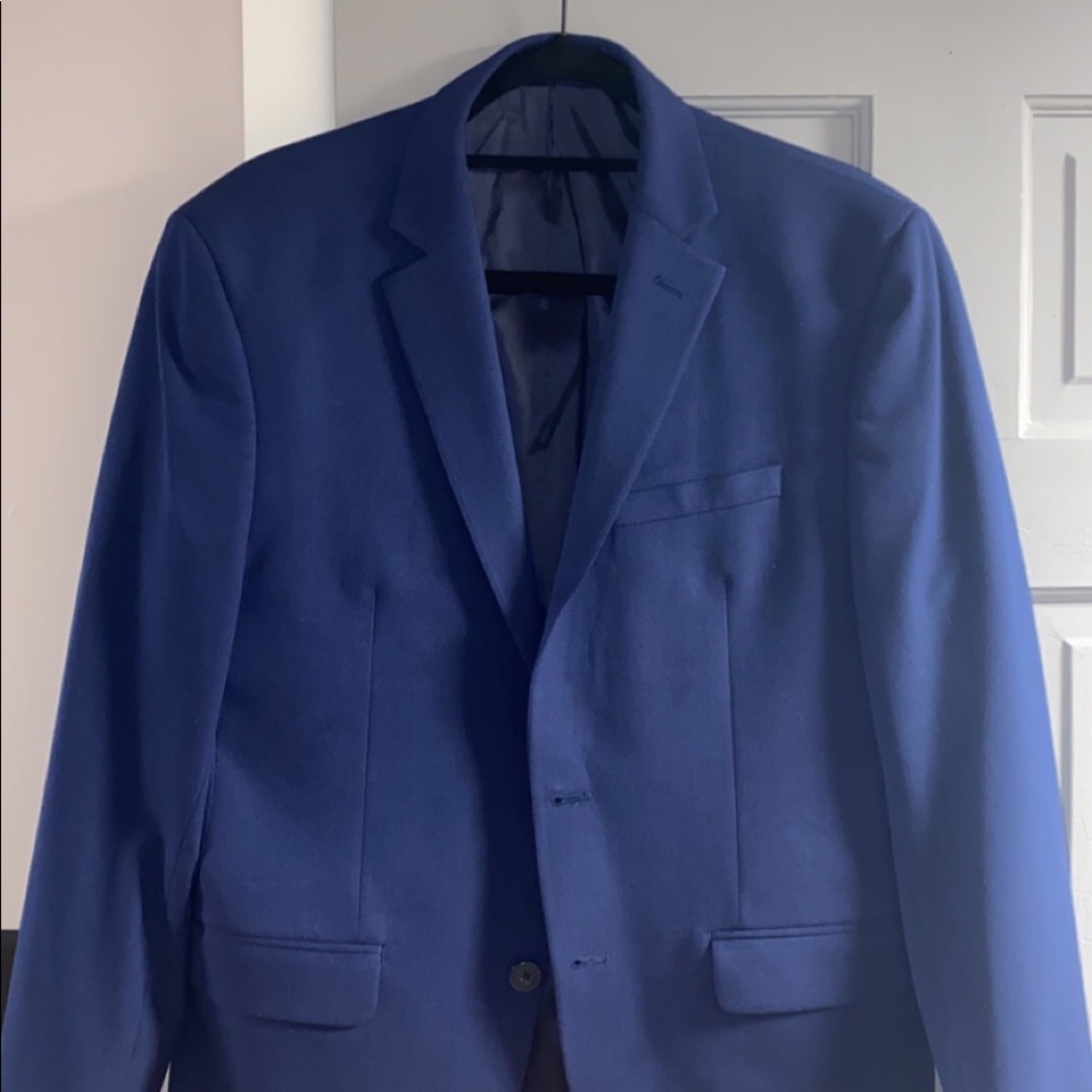 Van-Heusen suit jacket size 38 regular. Slim fit